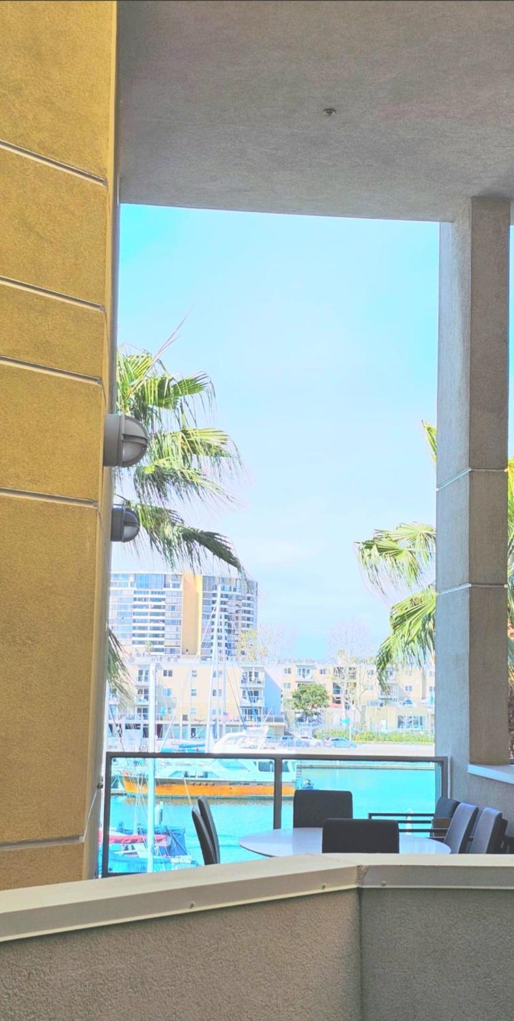 Marina Private Residences Apartahotel